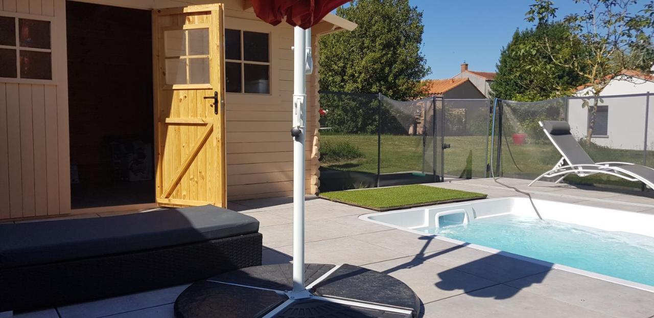 Вилла La Courtoise "Chez Gustine" La Marne Экстерьер фото